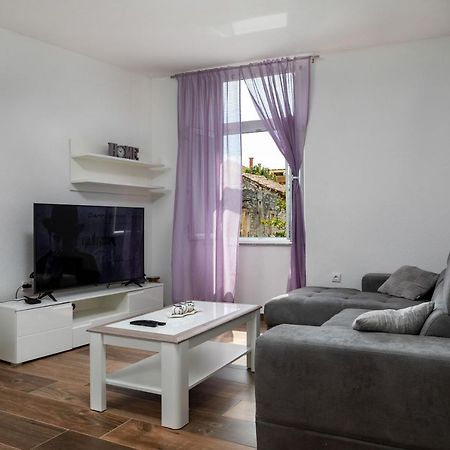Apartments Smaila 1729 Póla Kültér fotó