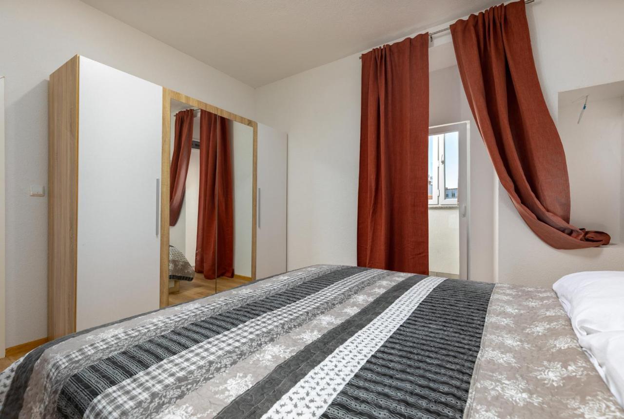 Apartments Smaila 1729 Póla Kültér fotó