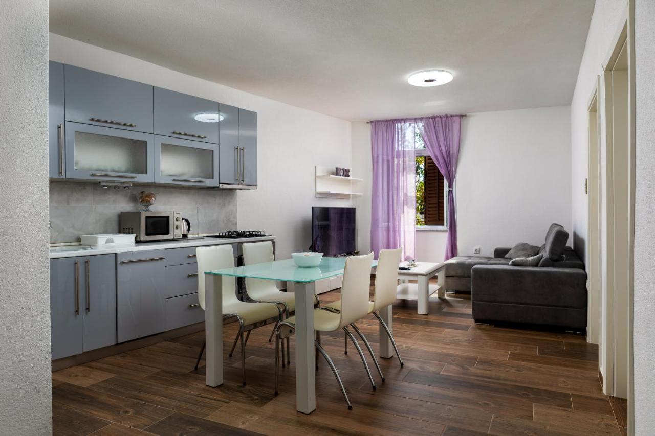 Apartments Smaila 1729 Póla Kültér fotó