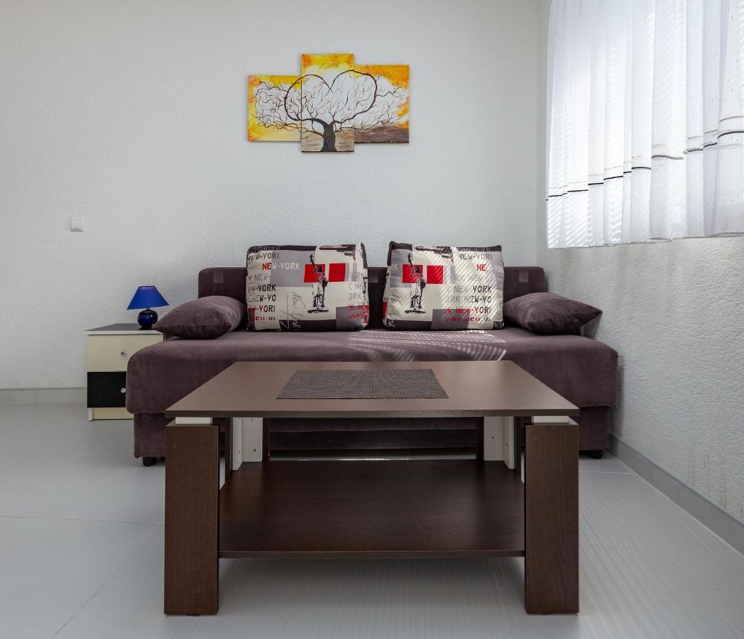 Apartments Smaila 1729 Póla Kültér fotó