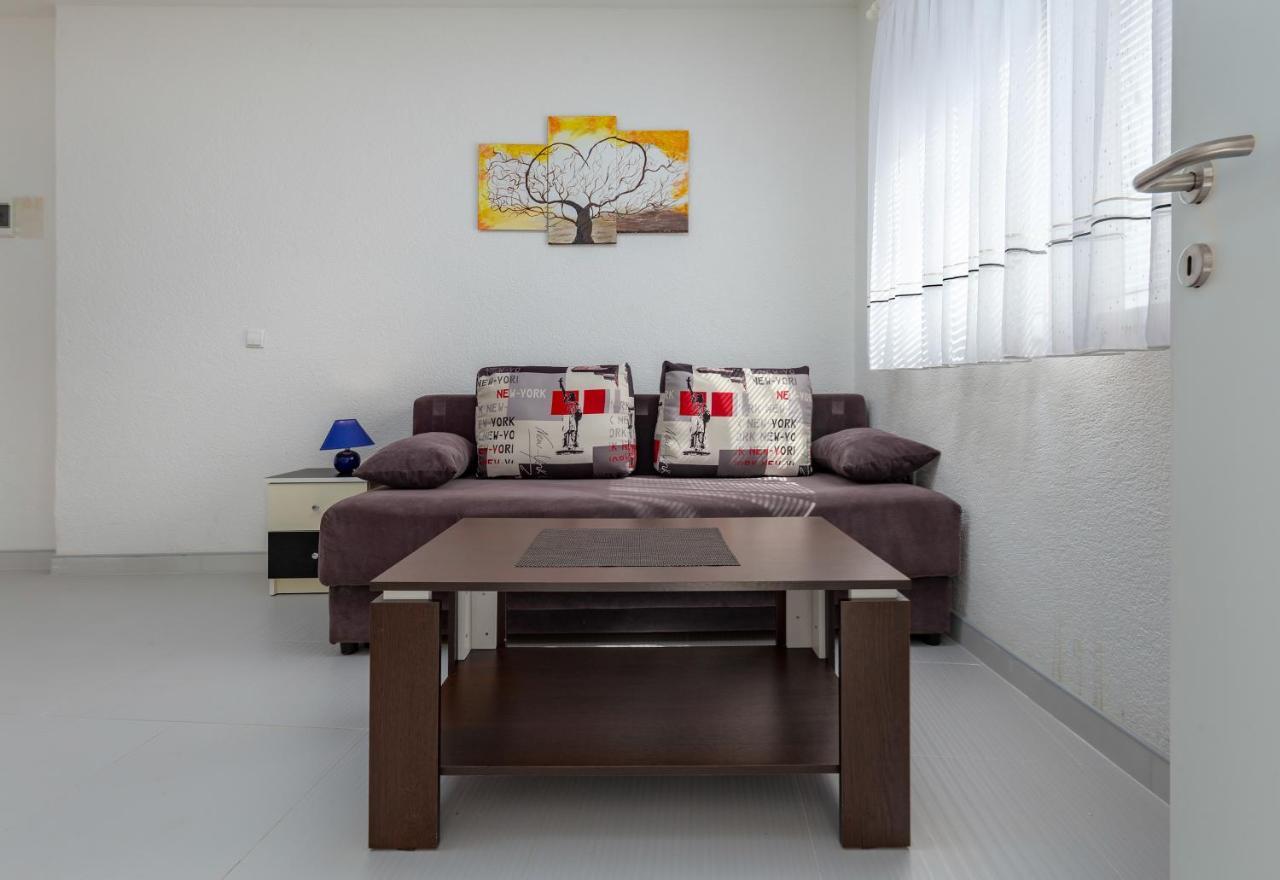 Apartments Smaila 1729 Póla Kültér fotó